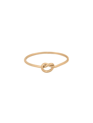 Narvi
Love Me Knot Ring Gold 