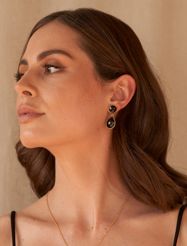 Me Encanta
Anya Gemstone Double Drop Earrings Gold Onyx