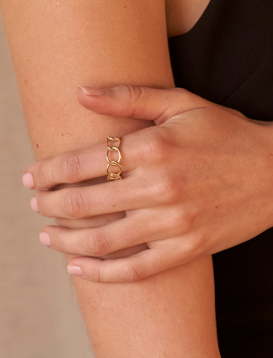 Rose Gold Landel Chunky Chain Ring | Adorn Luxe | Adornmonde