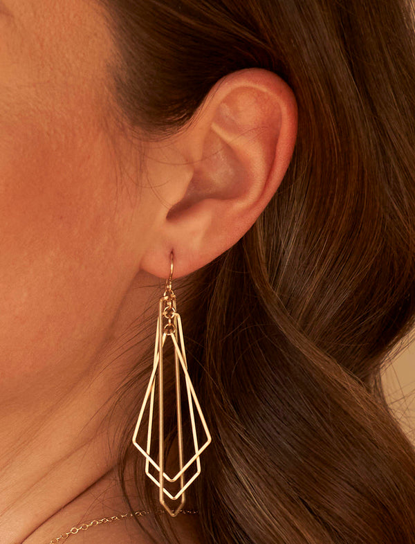 Simply Serasi
Tiered Arrow Art Deco Earrings Gold